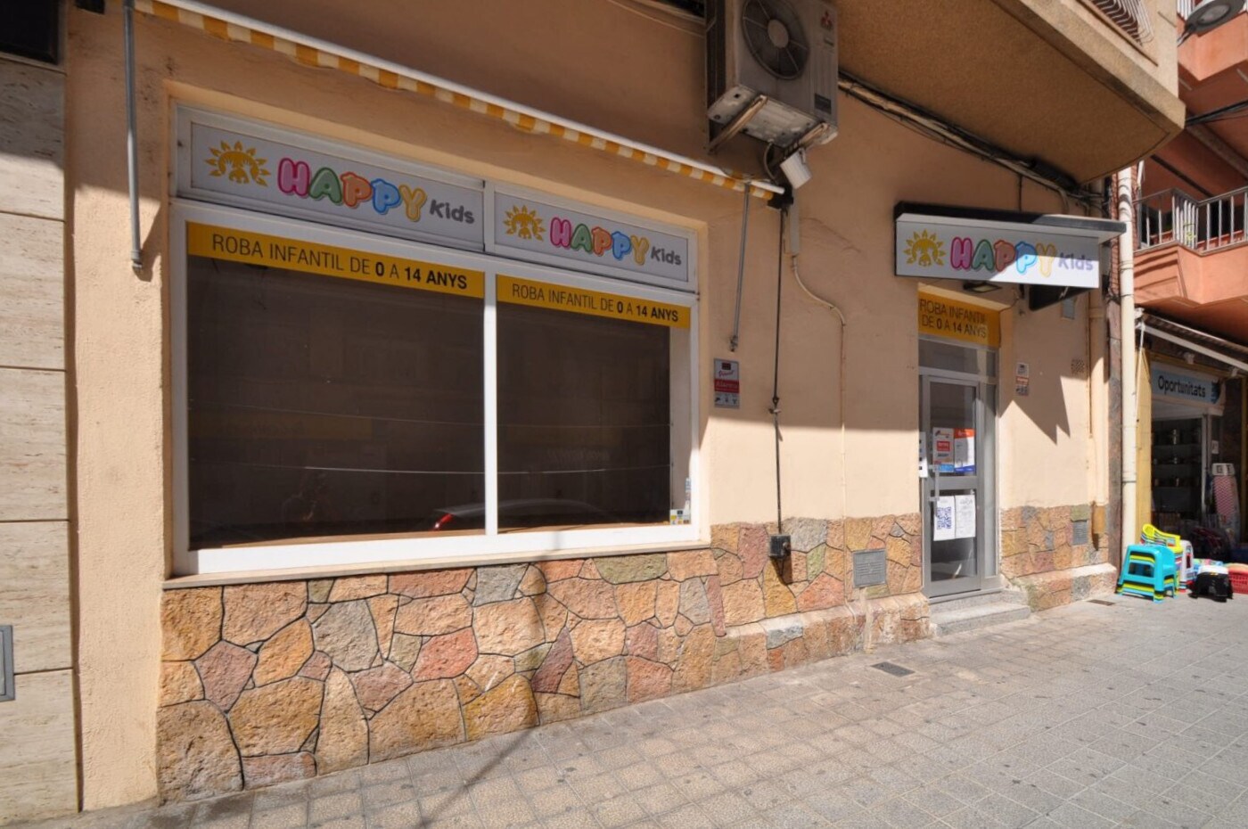 Retail in Sant Carles de la Ràpita, Tarragona to rent Interior Photo- Image 1 of 3