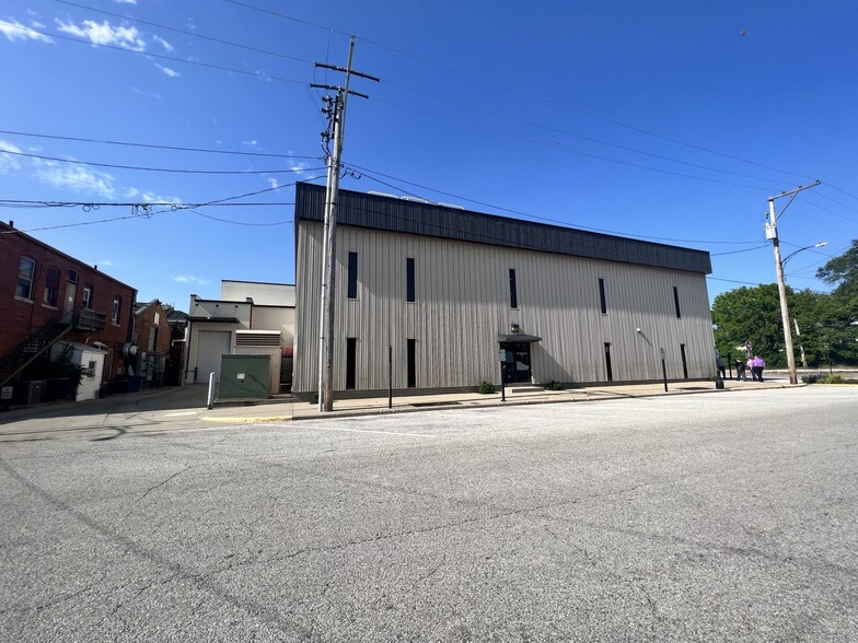 1002 State St, Lawrenceville, IL for sale - Building Photo - Image 2 of 7