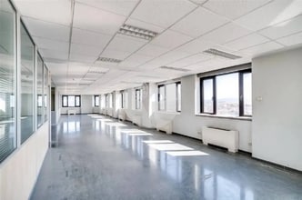 Office in Santa Perpètua de Mogoda, Barcelona to rent Interior Photo- Image 1 of 5