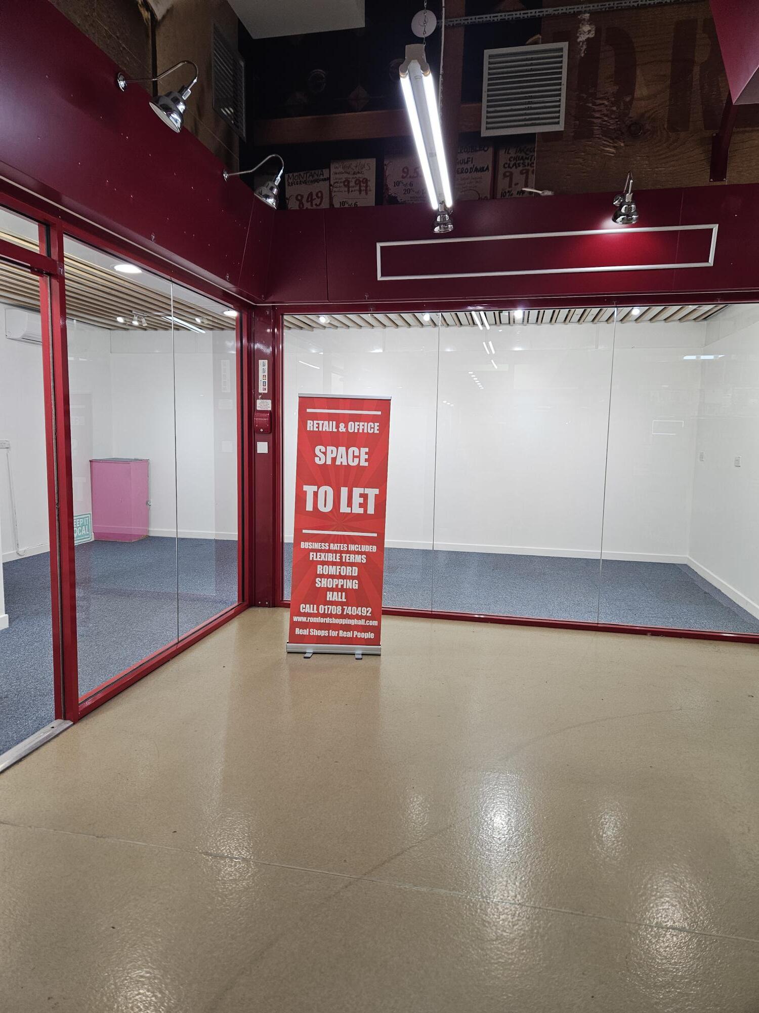 43 Market Pl, Romford to rent Interior Photo- Image 1 of 4