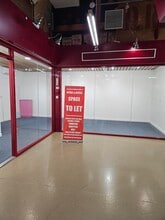 43 Market Pl, Romford to rent Interior Photo- Image 1 of 4