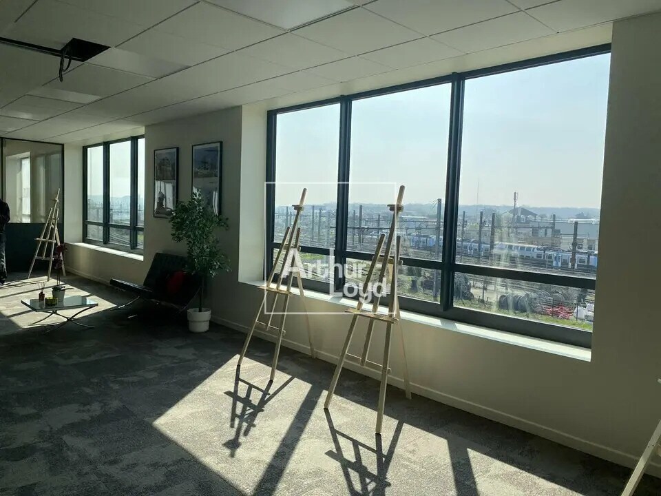 Vente Bureaux 153 m² à 540 m² - Photo 1