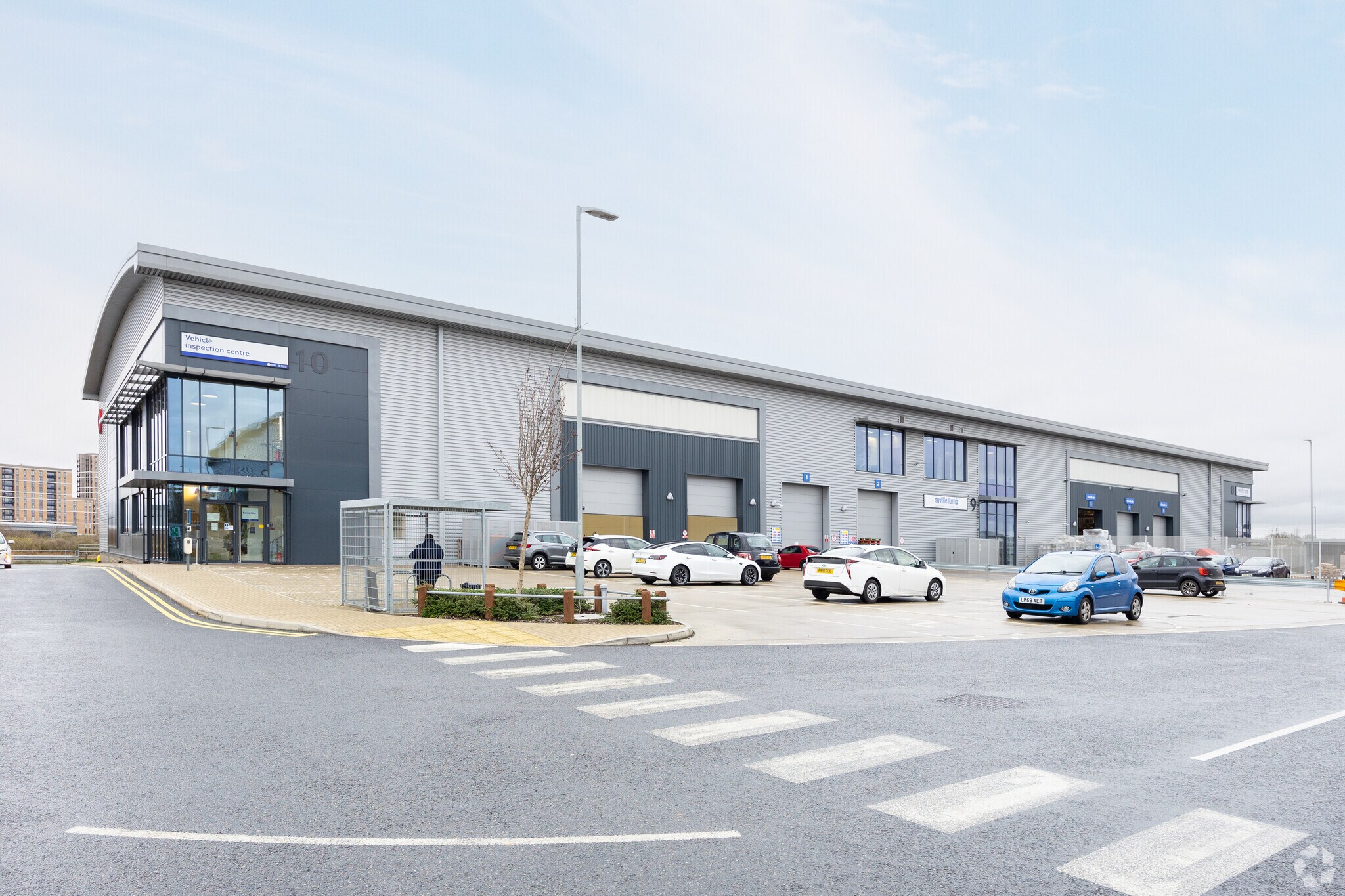 Manor Way, Rainham for sale Primary Photo- Image 1 of 1