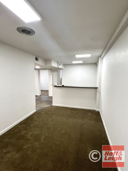 4100 W 38th Ave, Denver, CO for rent - Interior Photo - Image 3 of 10