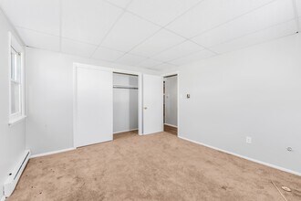 519 Richlandtown Pike, Richlandtown, PA to rent Interior Photo- Image 2 of 15