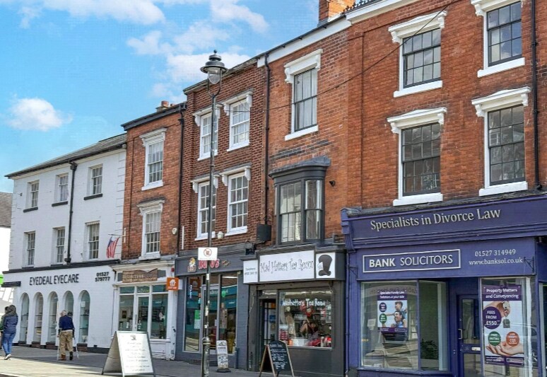 40 High St, Bromsgrove to rent Building Photo- Image 1 of 11