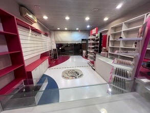 Retail in Igualada, Barcelona to rent Interior Photo- Image 2 of 8