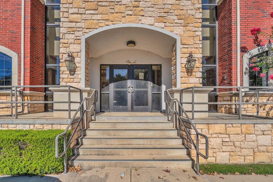 6240 N Beach St, Fort Worth, TX for rent - Building Photo - Image 2 of 6