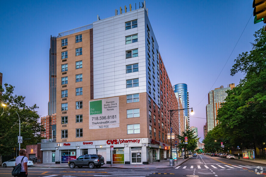 202-218 Myrtle Ave, Brooklyn, NY for sale - Primary Photo - Image 1 of 1