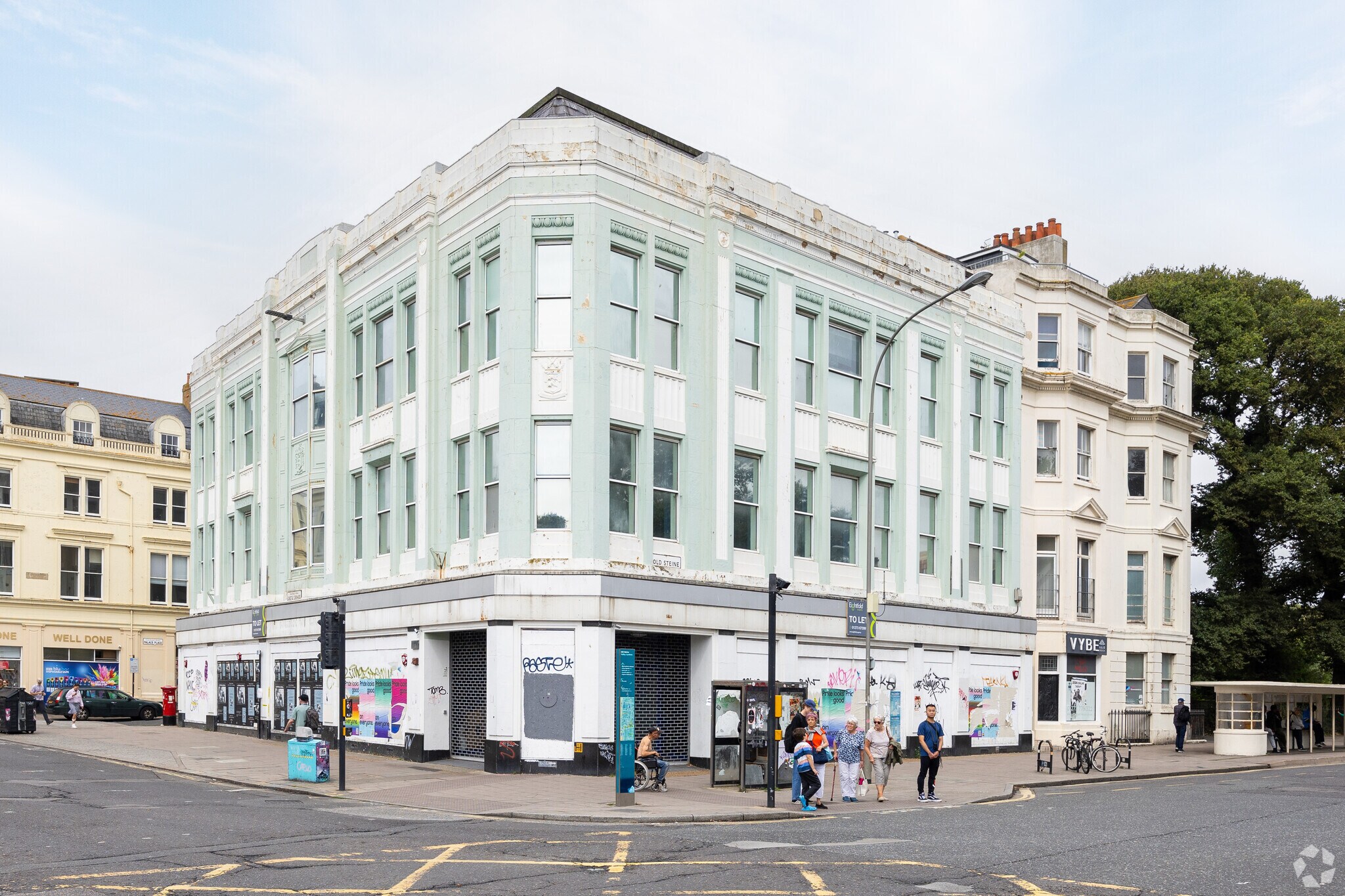 60-67 Castle Sq, Brighton for sale Primary Photo- Image 1 of 1