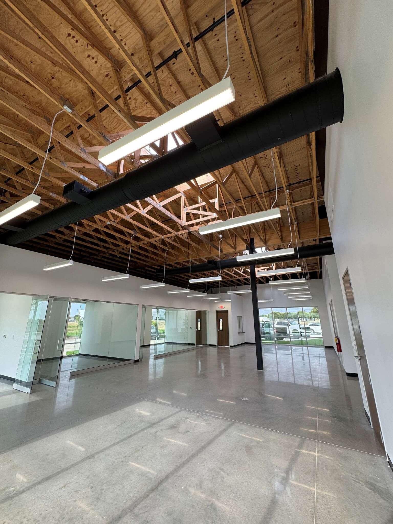 601 Meacham Blvd, Fort Worth, TX to rent Interior Photo- Image 1 of 9