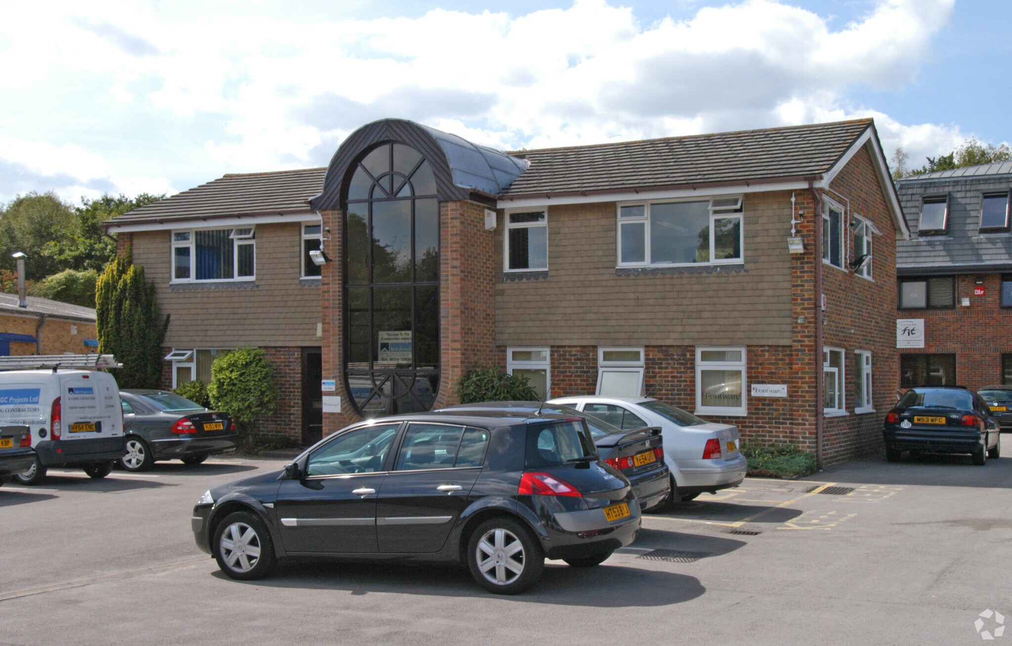 Newgate Ln, Fareham for sale Primary Photo- Image 1 of 1