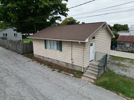 9 Herrick Aly, Monroeville OH - Commercial Property