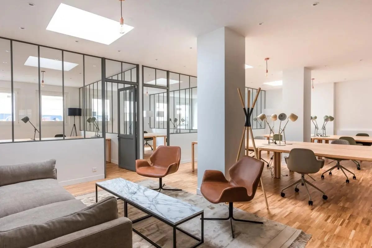 Office in Paris for sale Building Photo- Image 1 of 12