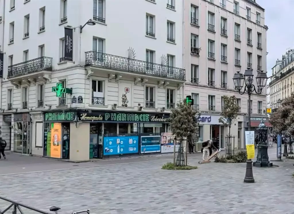 Location Commerce 50 m² - Photo 1