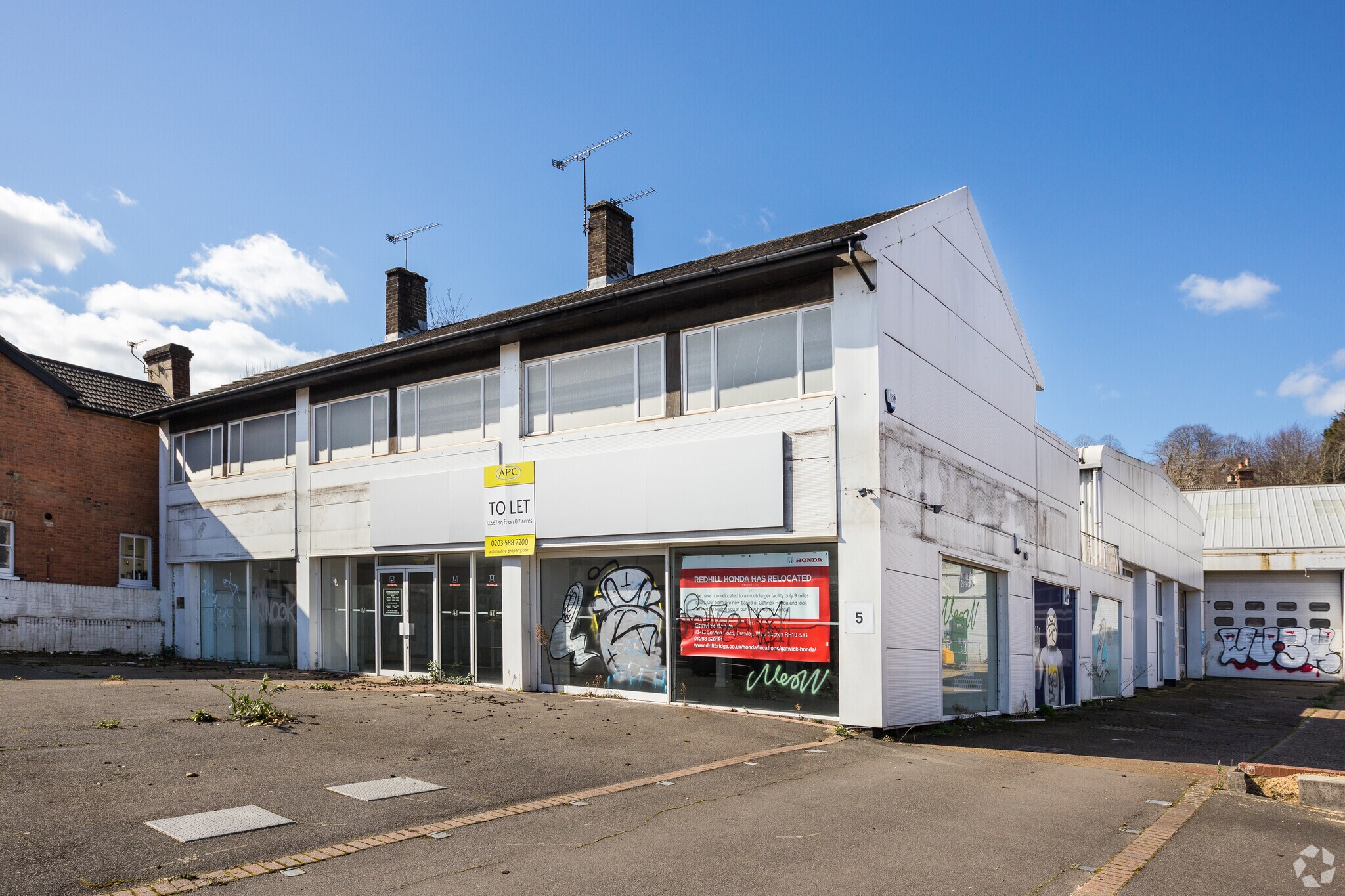 105 Brighton Rd, Redhill for sale Building Photo- Image 1 of 1