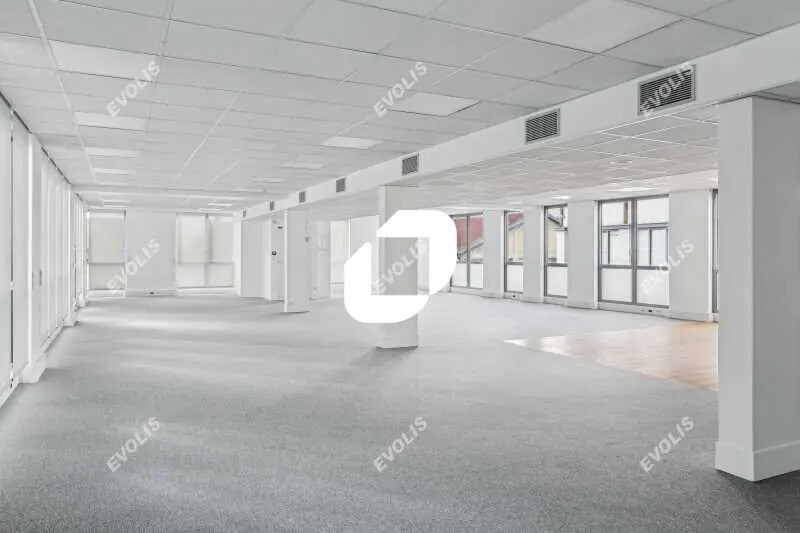 Office in Montreuil to rent - Interior Photo - Image 3 of 14