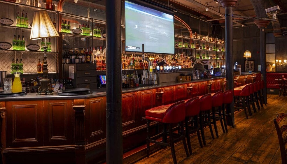 4 Joys Entry, Belfast for sale - Interior Photo - Image 3 of 12