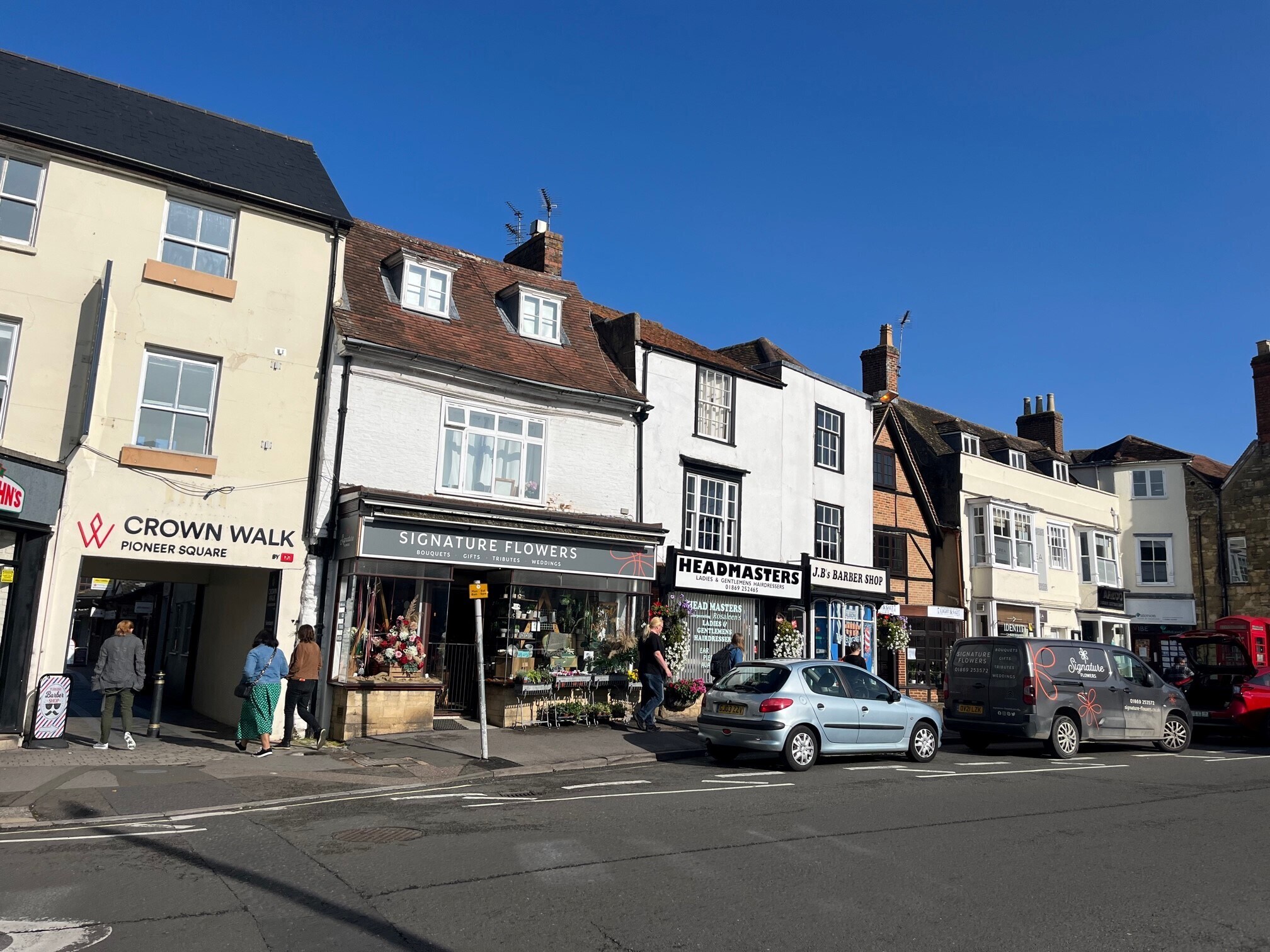 20 Market Sq, Bicester for sale Primary Photo- Image 1 of 1