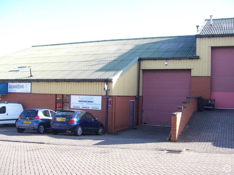 Wellington Rd, Alcester for sale - Primary Photo - Image 1 of 1