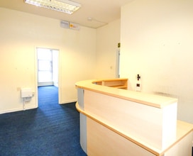 56 Station Rd, Port Talbot to rent Interior Photo- Image 2 of 6