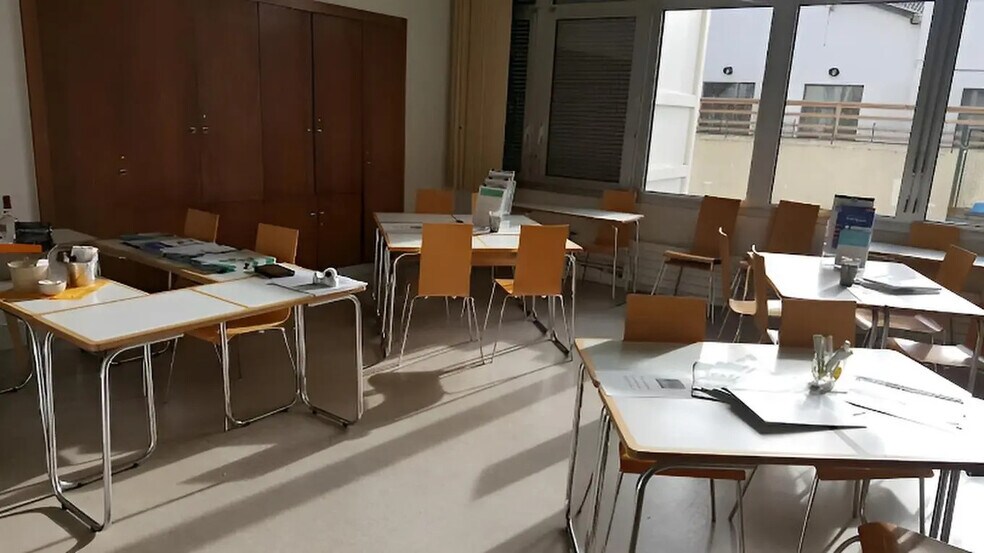 Office in Bordeaux to rent - Interior Photo - Image 3 of 7