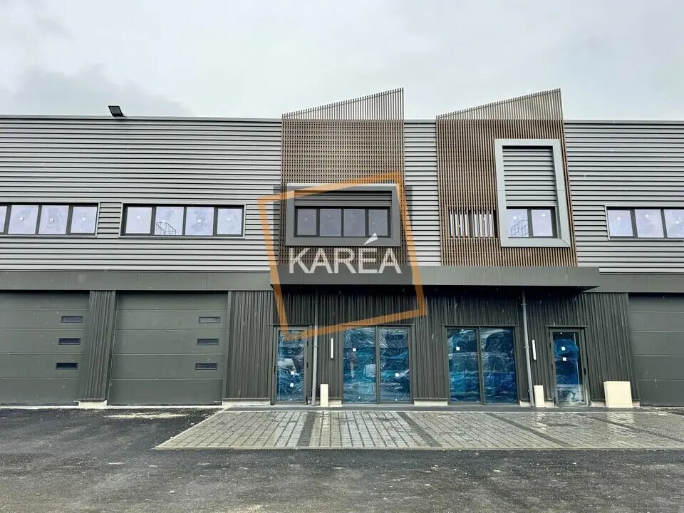 Vente Local d'activités 239 m² - Photo 1