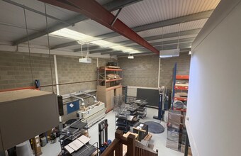 Eastbourne Rd, Lingfield to rent Interior Photo- Image 2 of 4