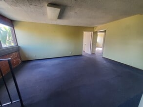 3925-3993 State St, Santa Barbara, CA to rent Building Photo- Image 2 of 6