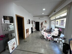 Retail in Calella, Barcelona to rent Interior Photo- Image 2 of 29