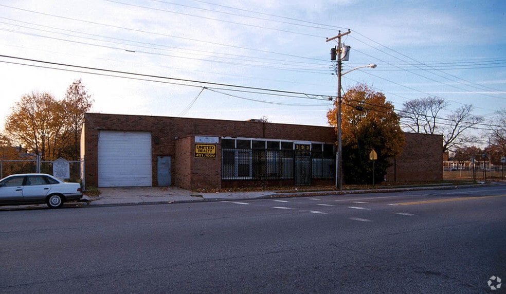 393 S Franklin St, Hempstead, NY for sale - Primary Photo - Image 1 of 1