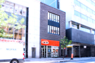 328-330 Rue Sainte-Catherine E, Montréal QC - Commercial Property