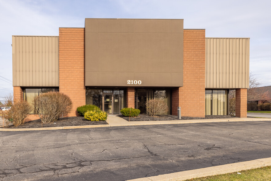 2100 Brighton Henrietta Town Line Rd, Rochester, NY for sale - Building Photo - Image 1 of 1