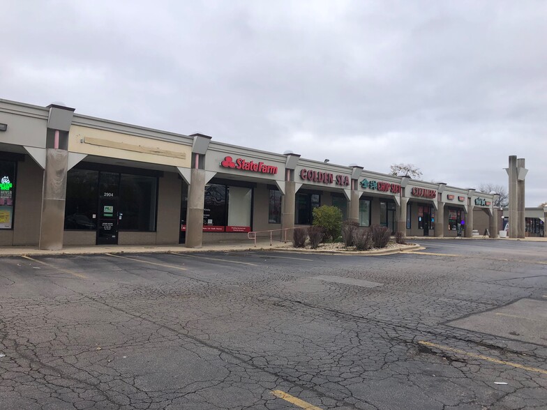 2900-2916 Ogden Ave, Aurora, IL for rent - Building Photo - Image 1 of 3