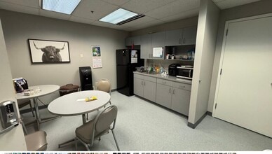 2925 William Penn Hwy, Easton, PA to rent Interior Photo- Image 1 of 11