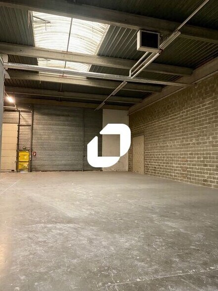 Office in Gennevilliers to rent - Interior Photo - Image 3 of 12