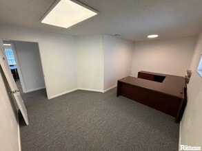 1517-1523 Commercial Park Dr, Lakeland, FL to rent Interior Photo- Image 2 of 3