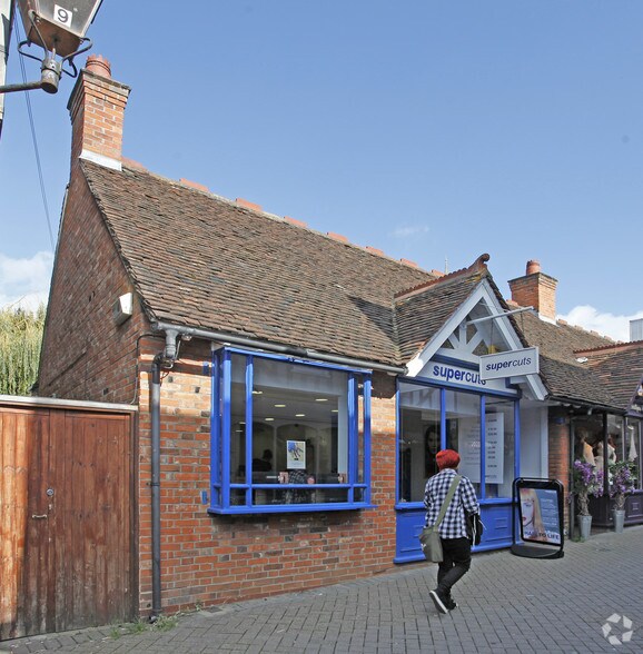 39 Eld Ln, Colchester for sale - Primary Photo - Image 1 of 1