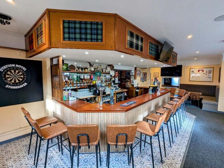 53 Arduthie Rd, Stonehaven for sale - Building Photo - Image 3 of 14