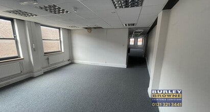 70 High St, Birmingham to rent Interior Photo- Image 2 of 6