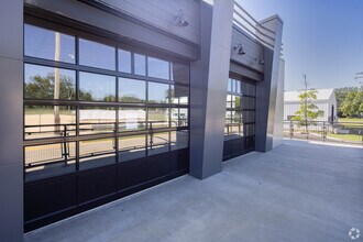 125 E State St, Cherry Valley, IL to rent Building Photo- Image 2 of 16