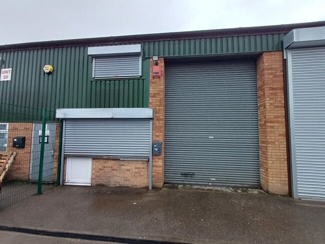 More details for Unit 19 Grovebury Rd, Leighton Buzzard - Industrial to Rent
