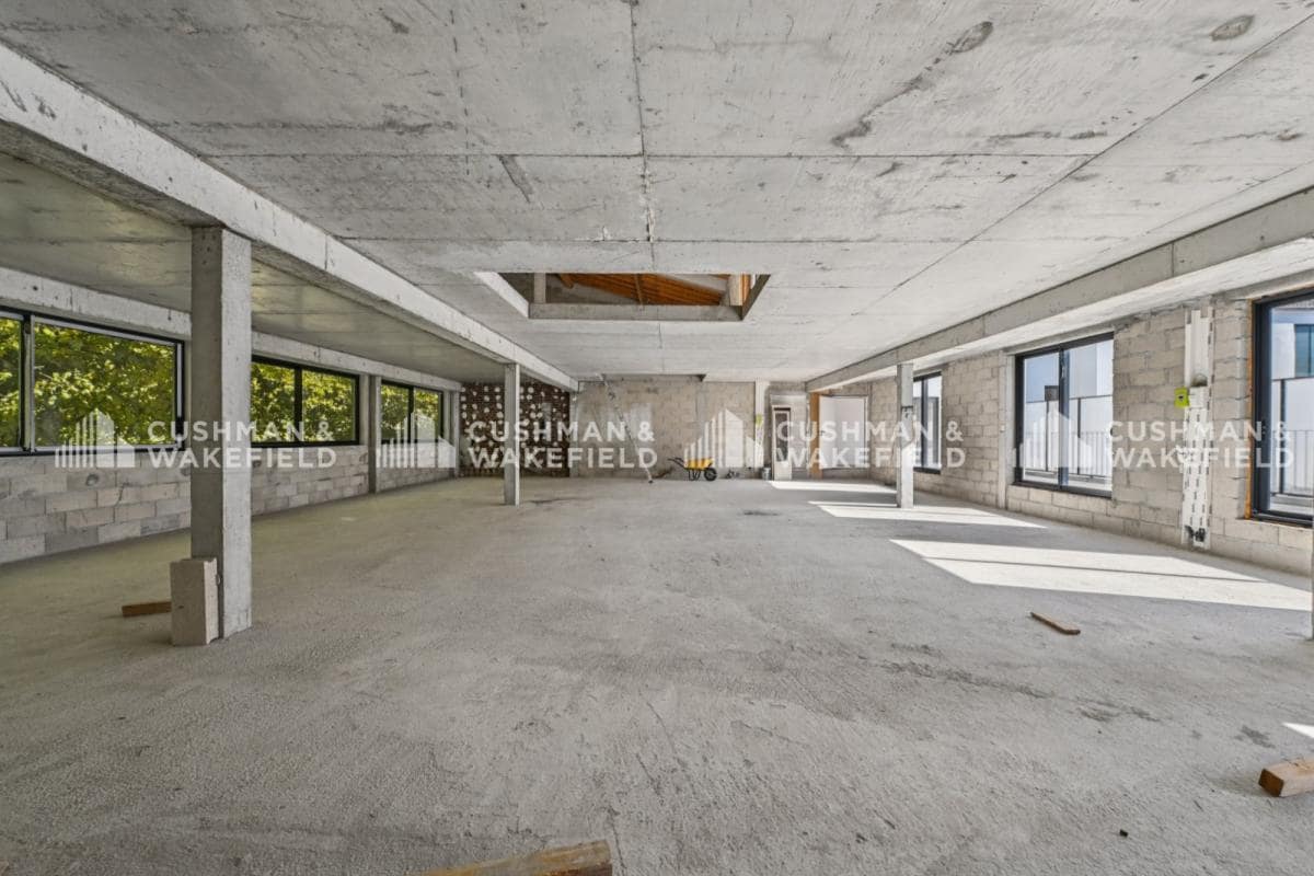 35-39 Place Jules Ferry, Montrouge to rent Interior Photo- Image 1 of 14