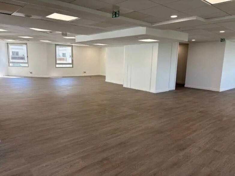 Office in Joinville-le-Pont to rent - Interior Photo - Image 3 of 9