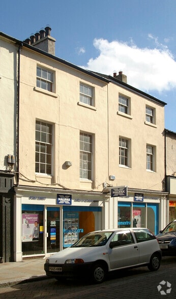 13-13A Priory Pl, Doncaster to rent - Primary Photo - Image 1 of 10