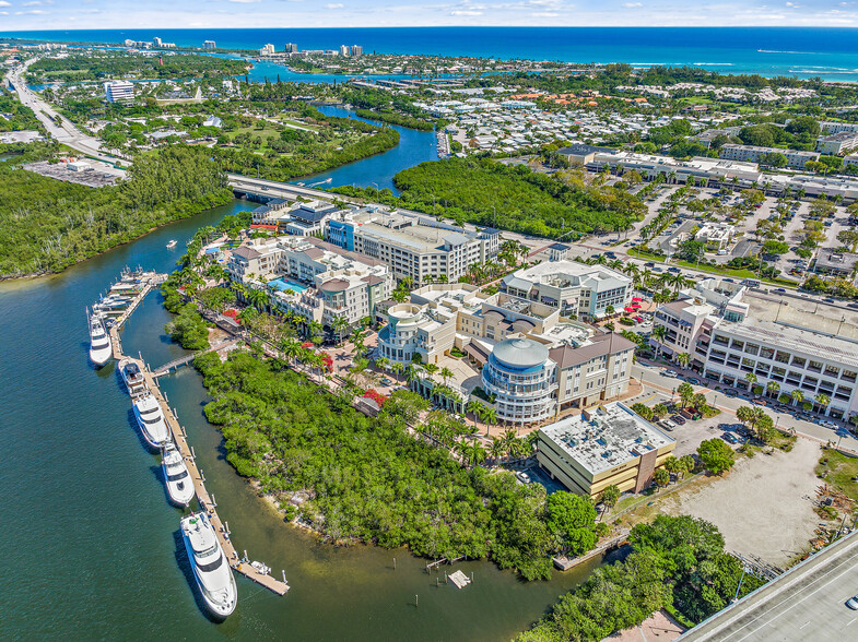 150 Breakwater Ct, Jupiter, FL for rent - Aerial - Image 3 of 13