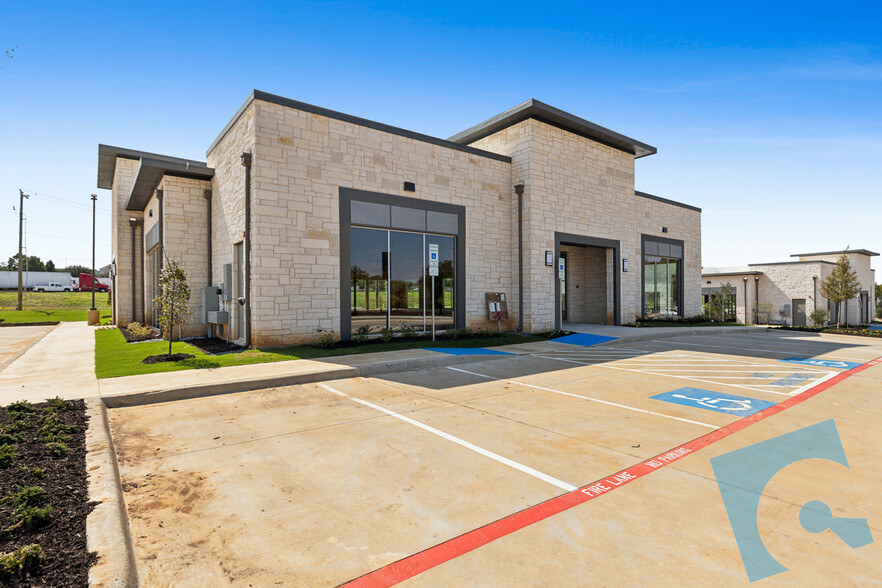 2550 E State Highway 114, Southlake, TX for rent - Building Photo - Image 3 of 12