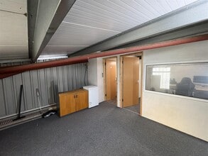 101 Springwell Rd, Bangor to rent Interior Photo- Image 2 of 6