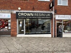 117-119 Victoria Rd, Ferndown to rent Building Photo- Image 1 of 8