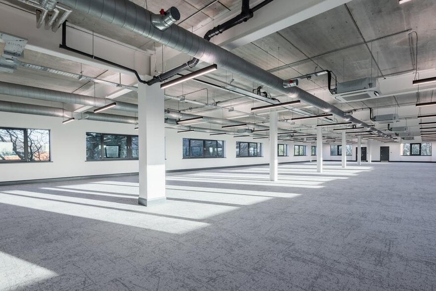 4 Ridgeway, Birmingham to rent - Building Photo - Image 2 of 54